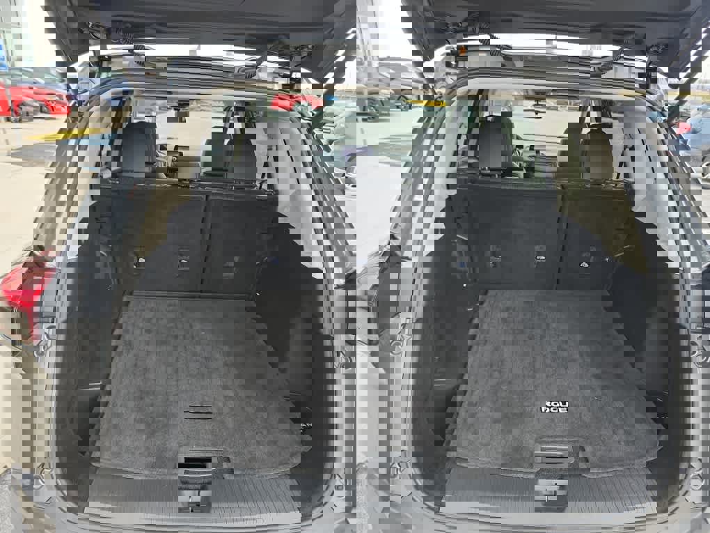 Used 2023 Nissan Rogue SV w/ SV Premium Package image 13