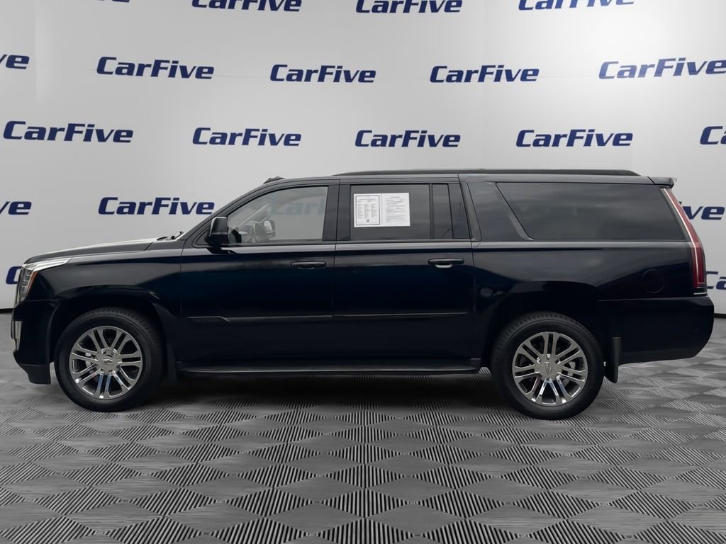 Used 2020 Cadillac Escalade ESV 4WD image 2