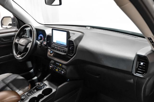Used 2021 Ford Bronco Sport Outer Banks w/ Outer Banks Package (96D) AWD/4WD image 16
