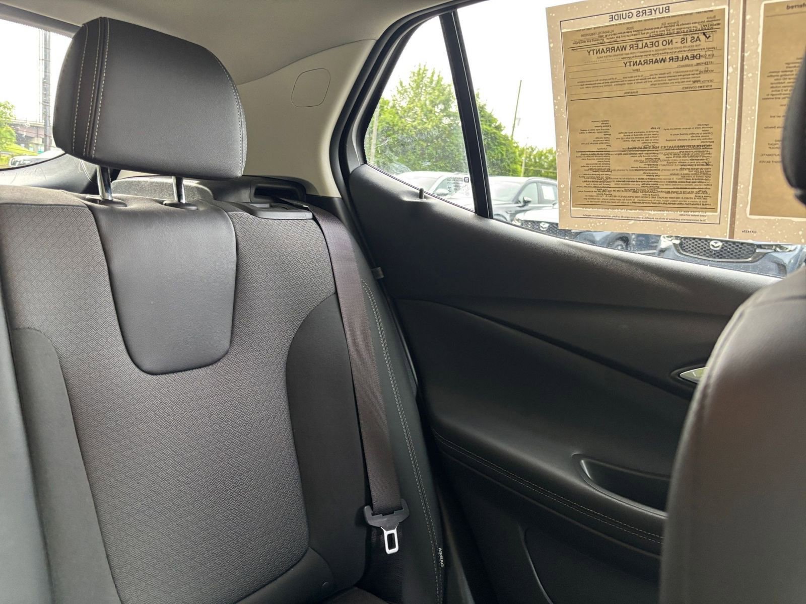 Used 2025 Buick Encore GX Preferred AWD/4WD image 36