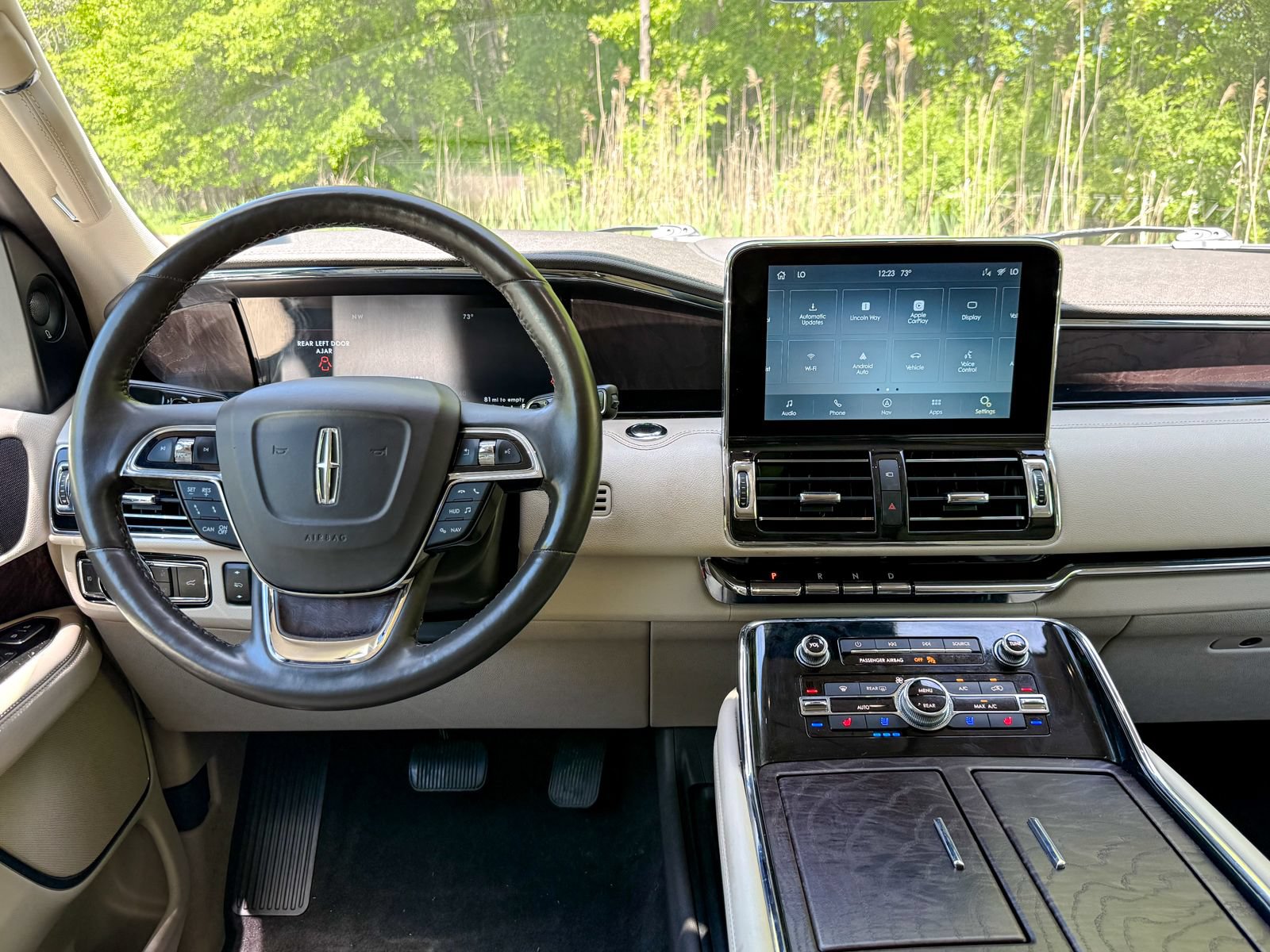 Used 2021 Lincoln Navigator Reserve AWD/4WD image 25