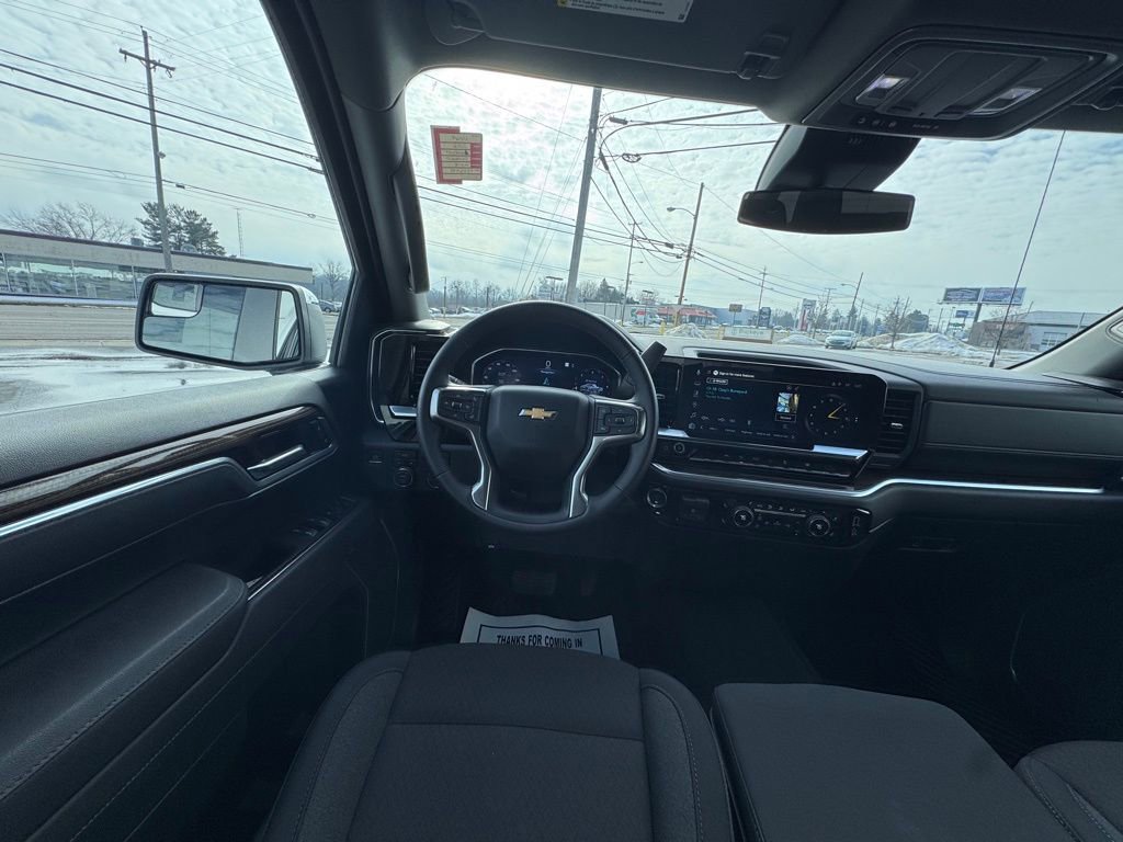 Used 2026 Chevrolet Silverado 1500 LT image 25