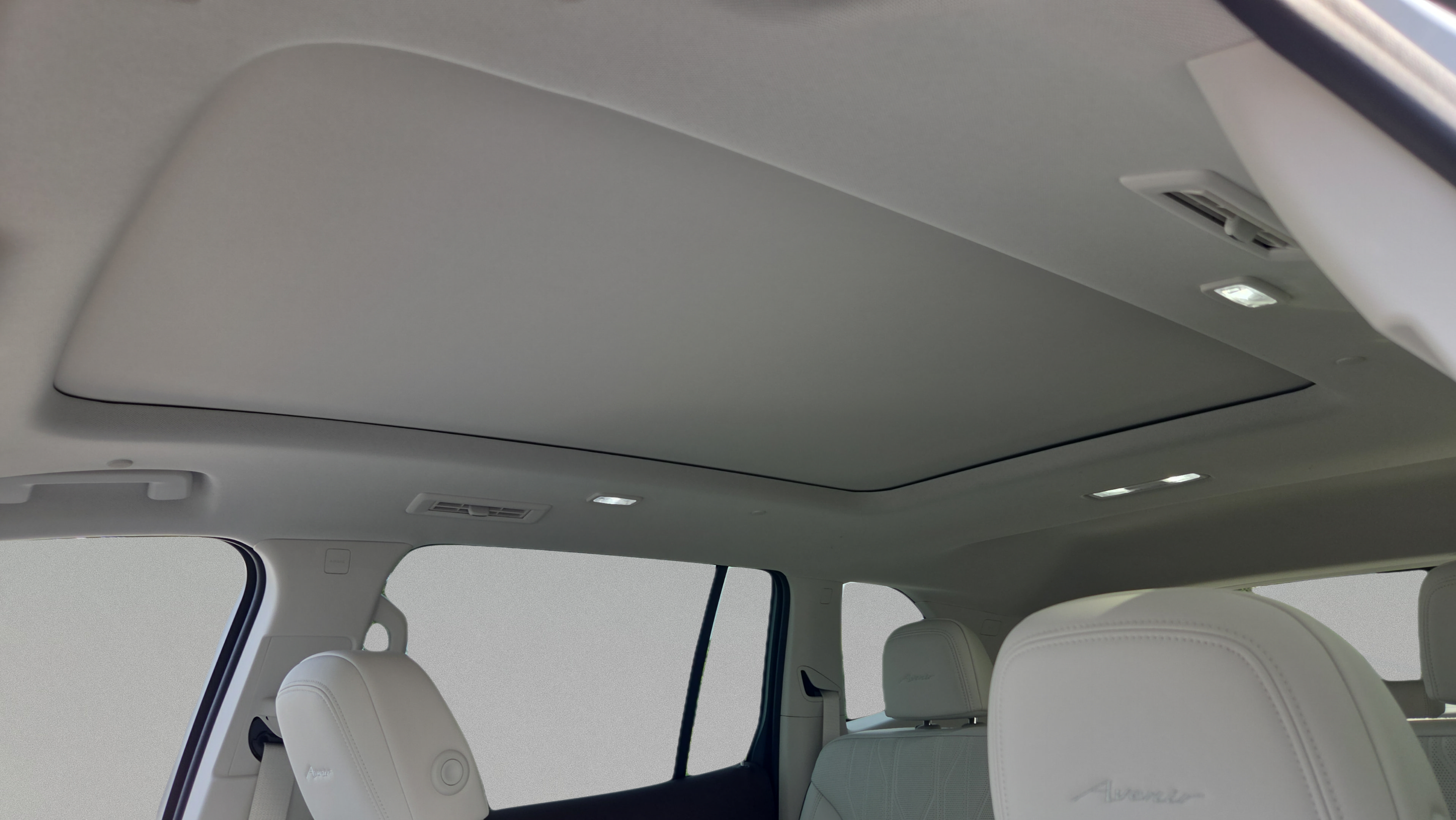 New 2026 Buick Enclave Avenir w/ Super Cruise Package FWD image 16