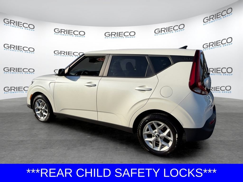 Used 2021 Kia Soul S FWD image 5