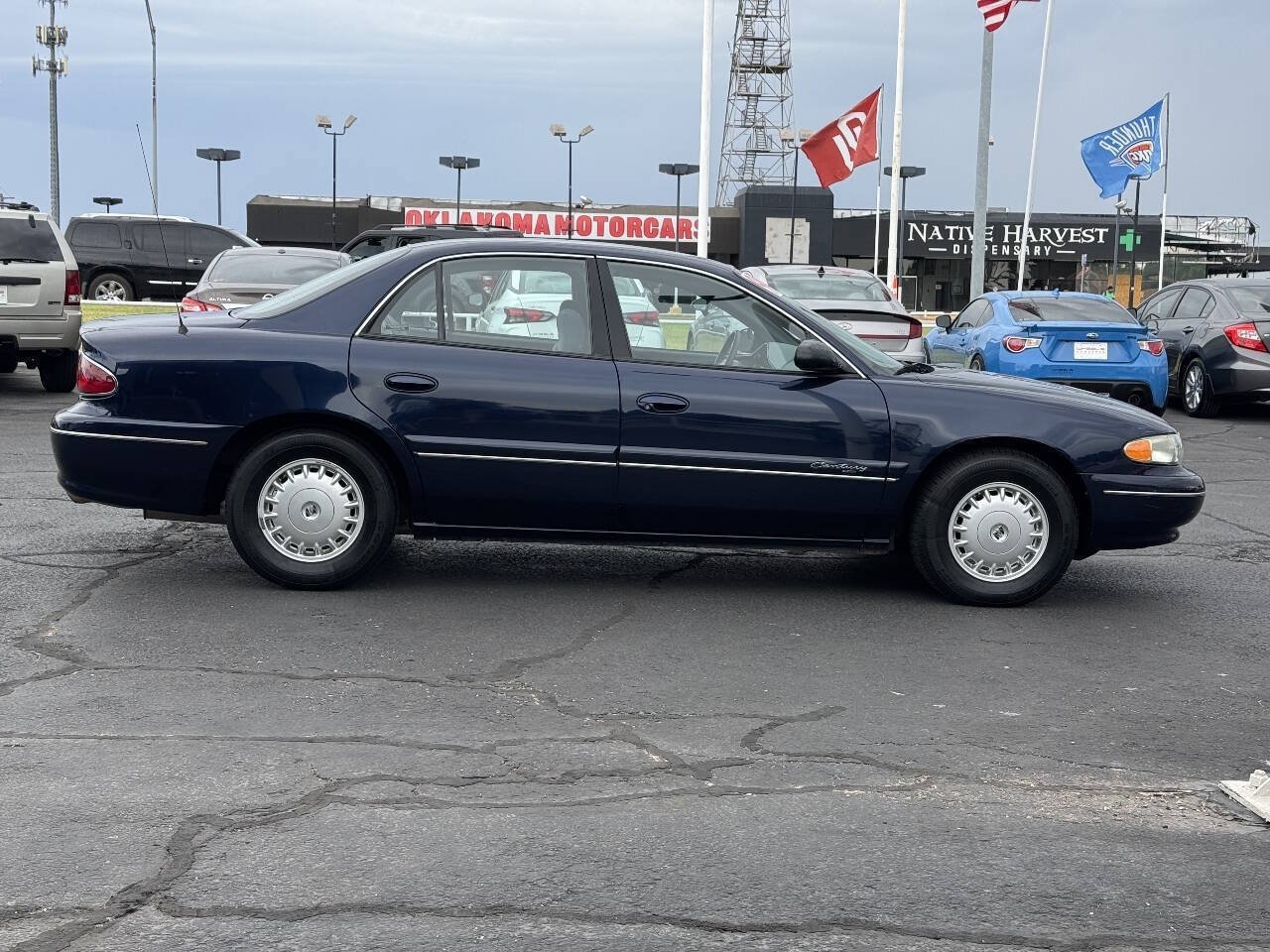Used 1998 Buick Century Custom FWD image 4