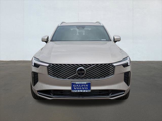 New 2026 Volvo XC90 T8 Plus image 4