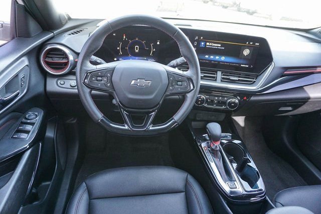 Used 2024 Chevrolet Trax RS w/ Driver Confidence Package image 15