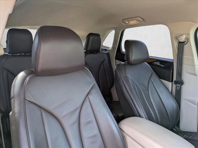 Used 2018 Lincoln MKC Select w/ Select Plus Package FWD image 19