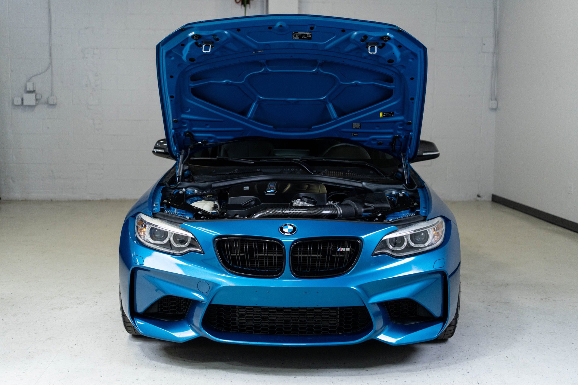 Used 2017 BMW M2 RWD image 29