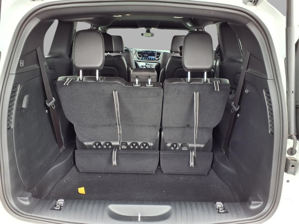 New 2026 Chrysler Pacifica Select w/ S Appearance Package FWD image 25