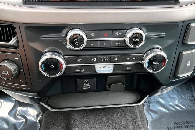 Used 2025 Ford F150 XLT w/ Equipment Group 301A Standard AWD/4WD image 32