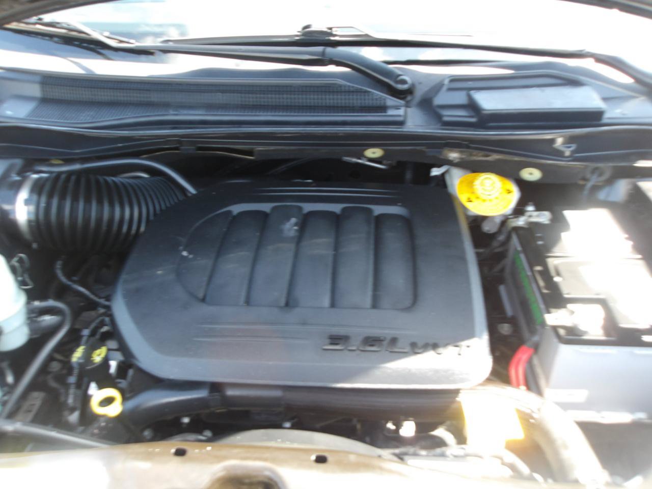 Used 2019 Dodge Grand Caravan SXT FWD image 23