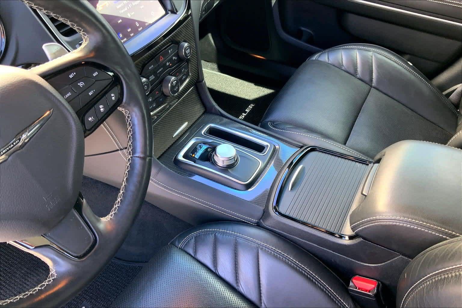 Used 2023 Chrysler 300 C RWD image 7