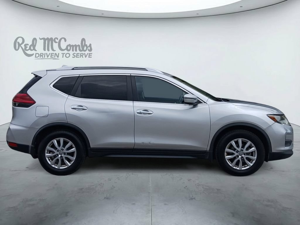 Used 2017 Nissan Rogue SV FWD image 6