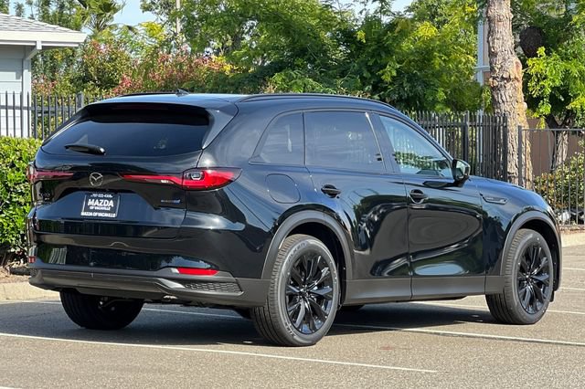 New 2026 MAZDA CX-90 Plug-In Hybrid w/Premium Sport AWD/4WD image 4