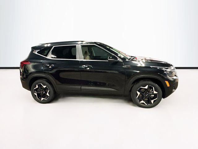 Used 2025 Kia Seltos EX w/ EX Sunroof Package AWD/4WD image 8