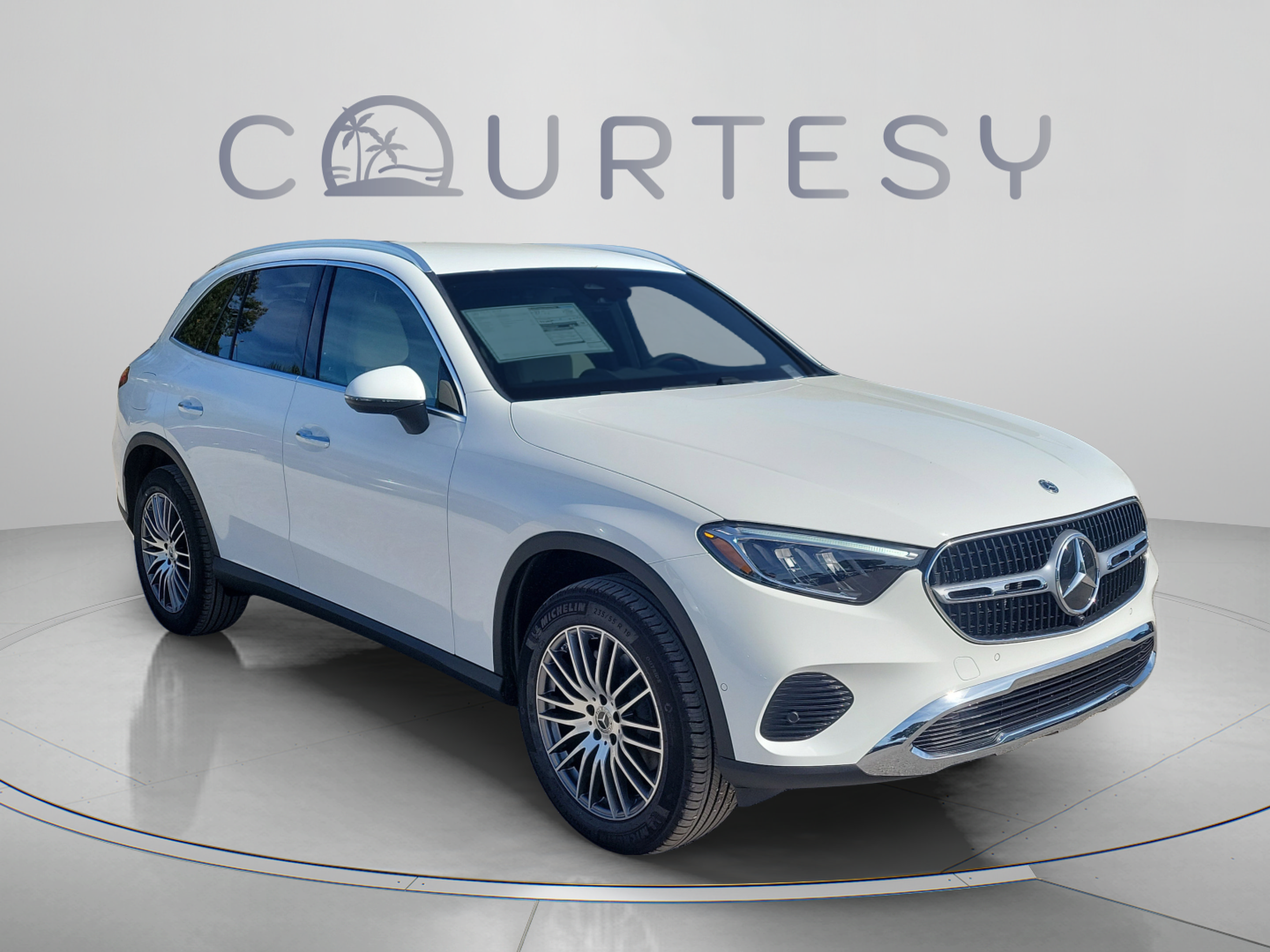 Certified 2026 Mercedes-Benz GLC 300 image 5