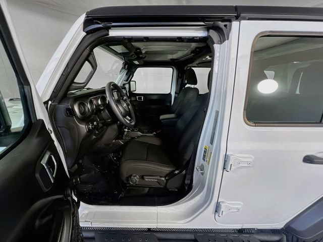 Used 2023 Jeep Wrangler Unlimited Sport AWD/4WD image 10