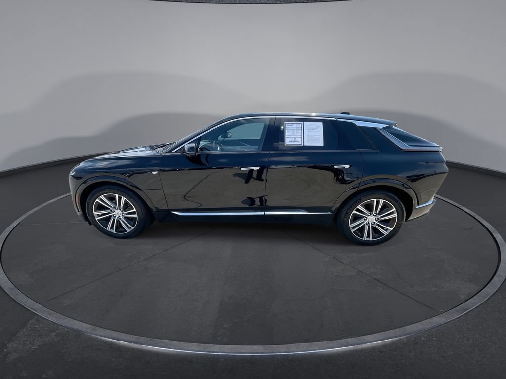 Certified 2024 Cadillac Lyriq Luxury RWD image 5