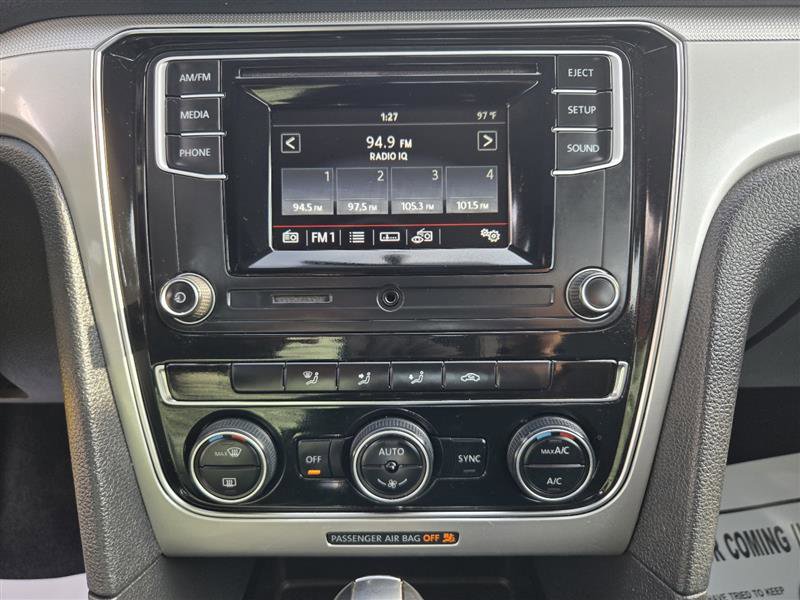 Used 2016 Volkswagen Passat 1.8T S image 31