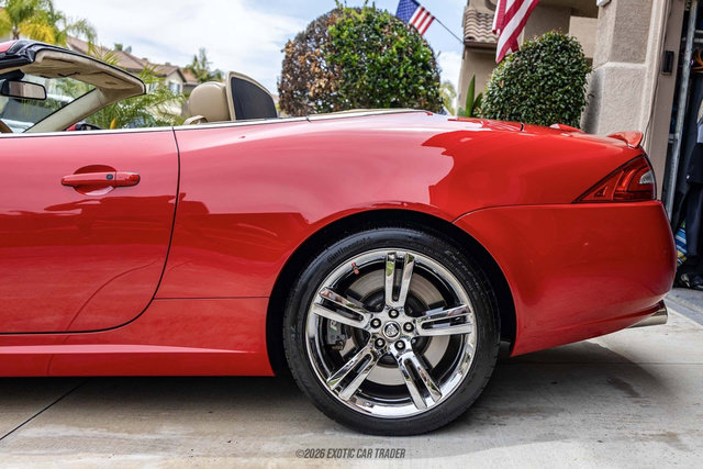 Used 2010 Jaguar XKR R RWD image 5
