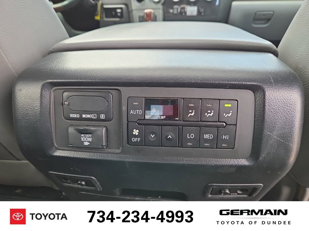 Used 2012 Toyota Sequoia Platinum image 19