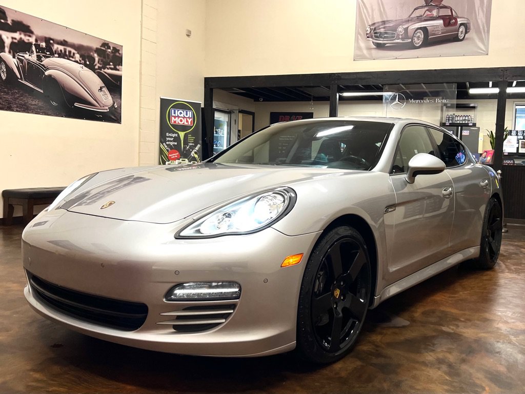 Used 2011 Porsche Panamera 4 AWD/4WD image 5