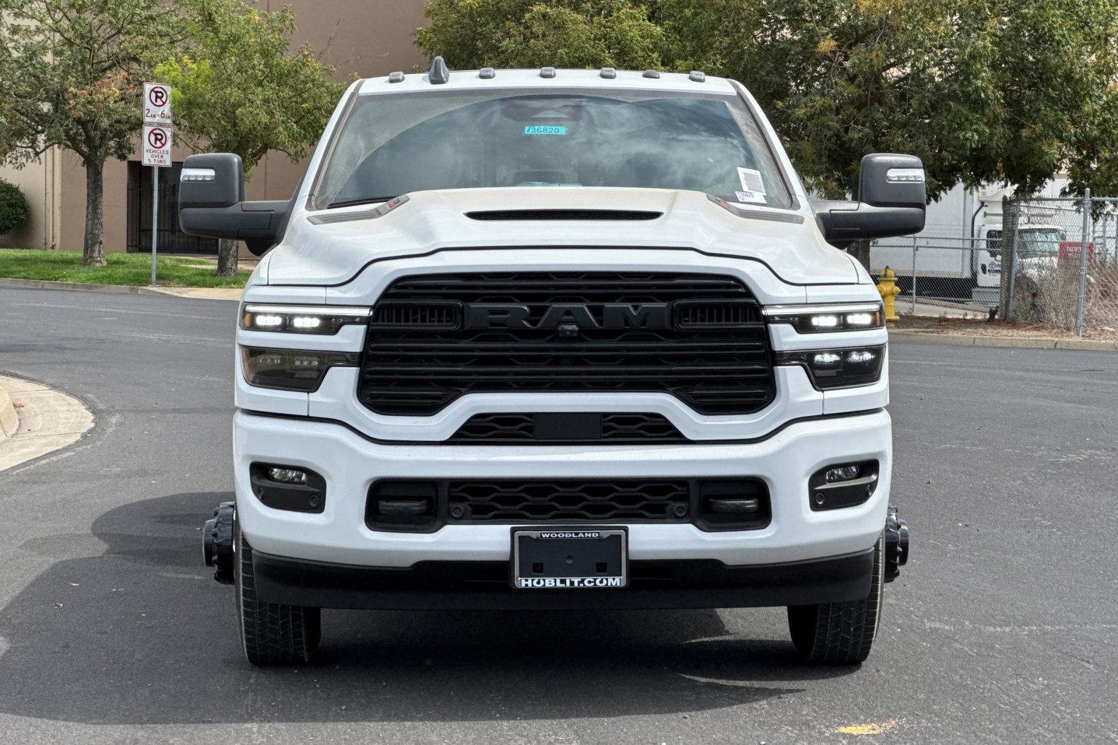 New 2027 RAM 3500 Laramie AWD/4WD image 8