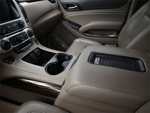 Used 2017 GMC Yukon XL SLT w/ Open Road Package image 14