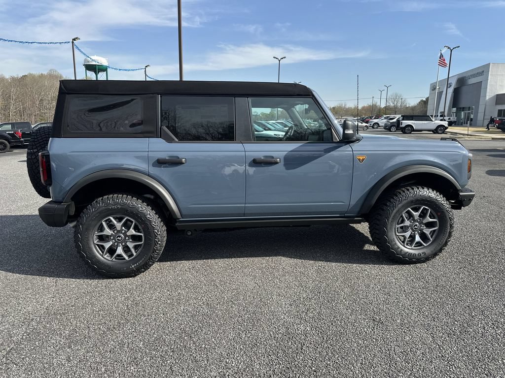 New 2025 Ford Bronco Badlands AWD/4WD image 8
