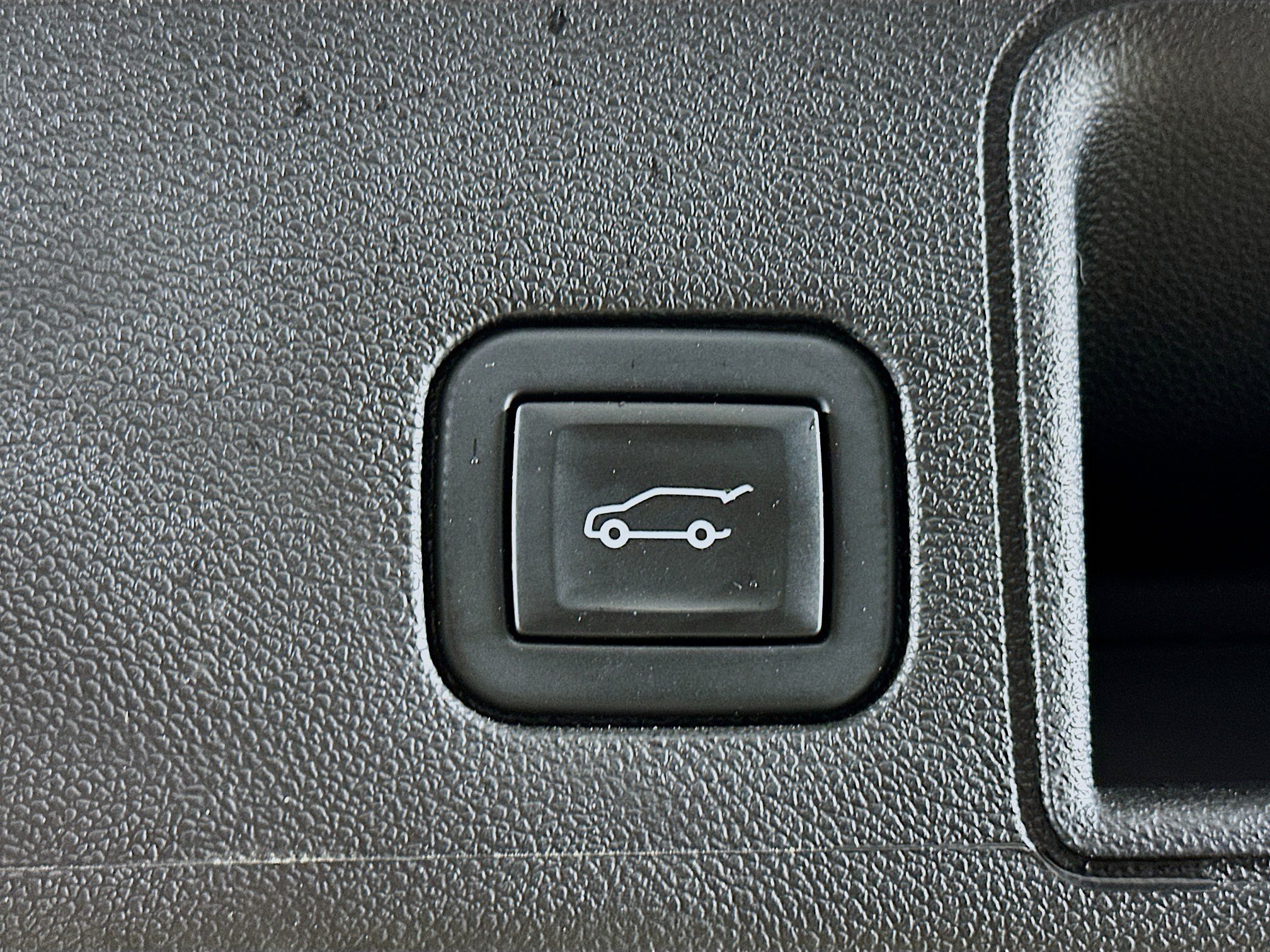Used 2021 GMC Terrain SLT w/ LPO, Floor Liner Package FWD image 29