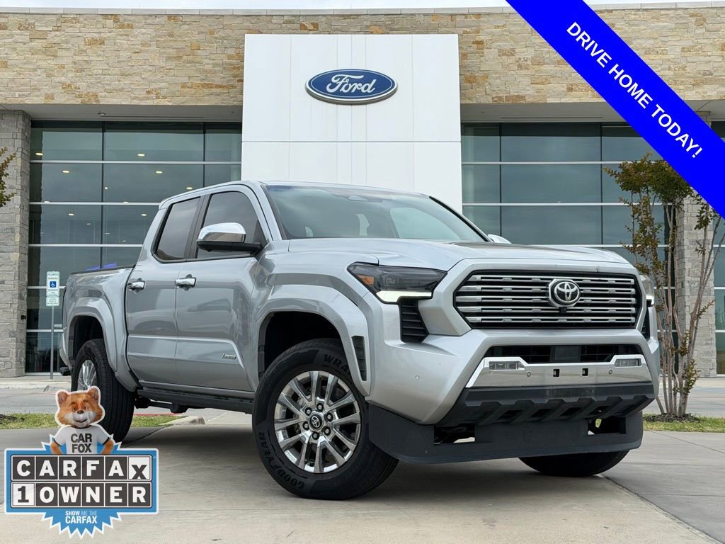 Used 2025 Toyota Tacoma Limited AWD/4WD image 1