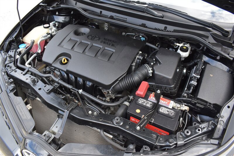 Used 2018 Toyota Corolla iM w/ All-Weather Mat Package FWD image 27