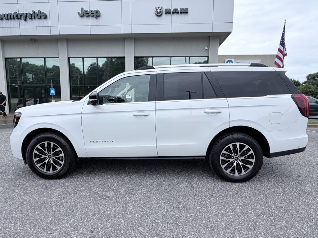 Used 2025 Ford Expedition Platinum AWD/4WD image 5