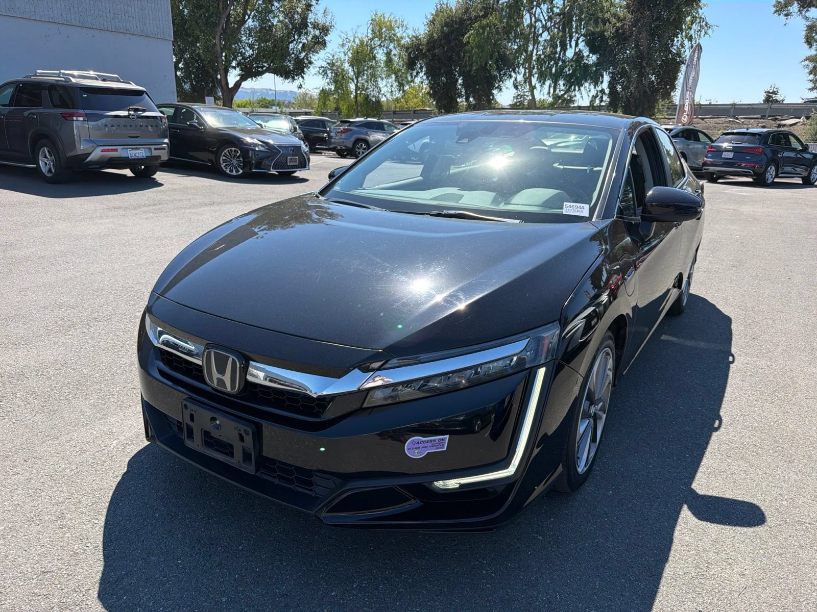 Used 2018 Honda Clarity Touring image 2