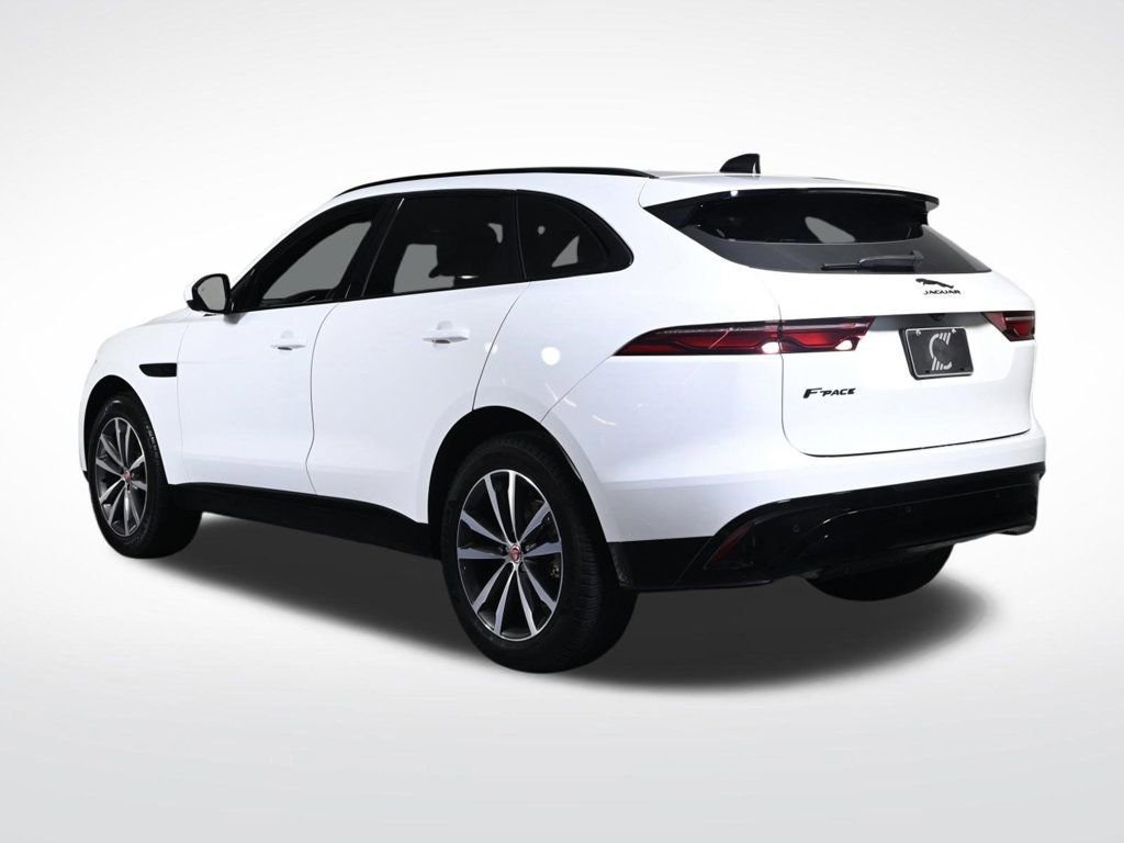Used 2022 Jaguar F-PACE S image 3