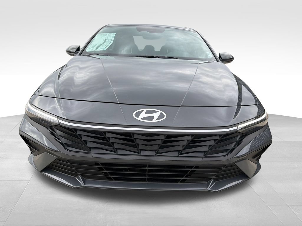 New 2026 Hyundai Elantra Sport FWD image 8