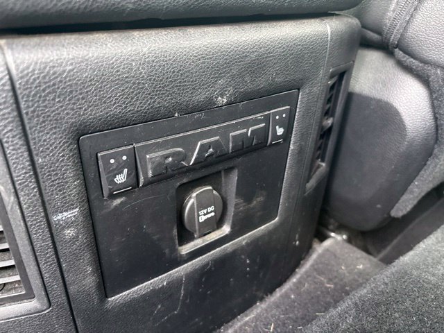 Used 2016 RAM 1500 Laramie w/ Convenience Group AWD/4WD image 26