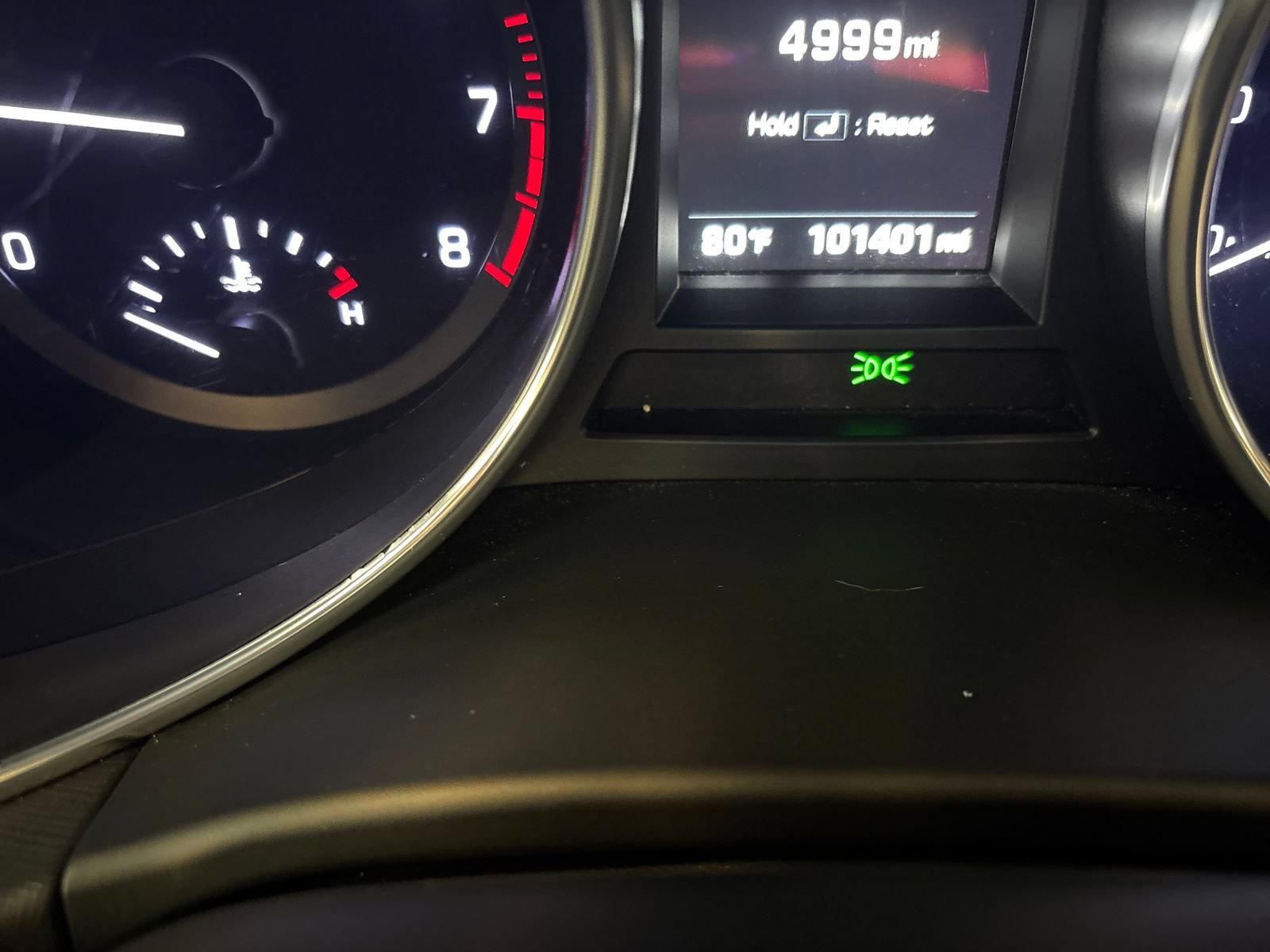 Used 2019 Hyundai Santa Fe XL AWD/4WD image 14