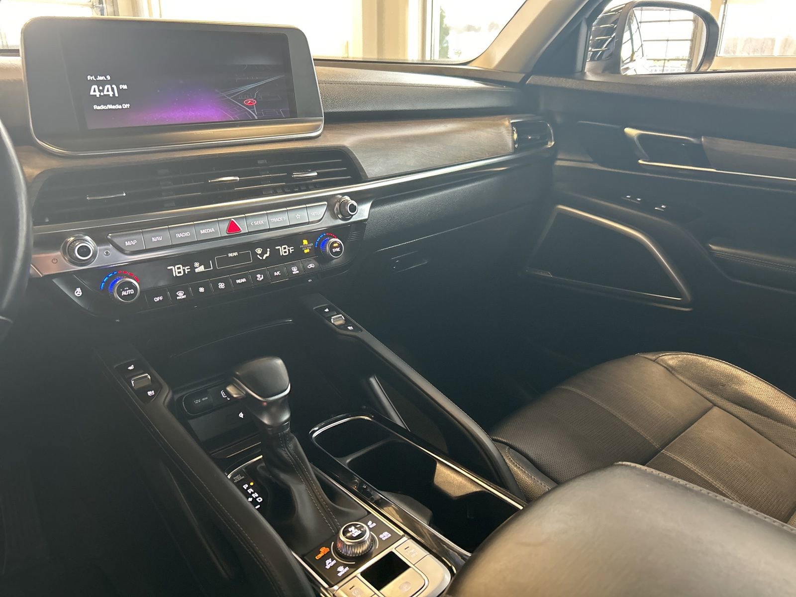 Used 2022 Kia Telluride EX image 27