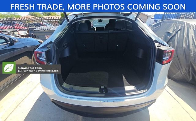 Used 2021 Tesla Model Y Long Range AWD/4WD image 18