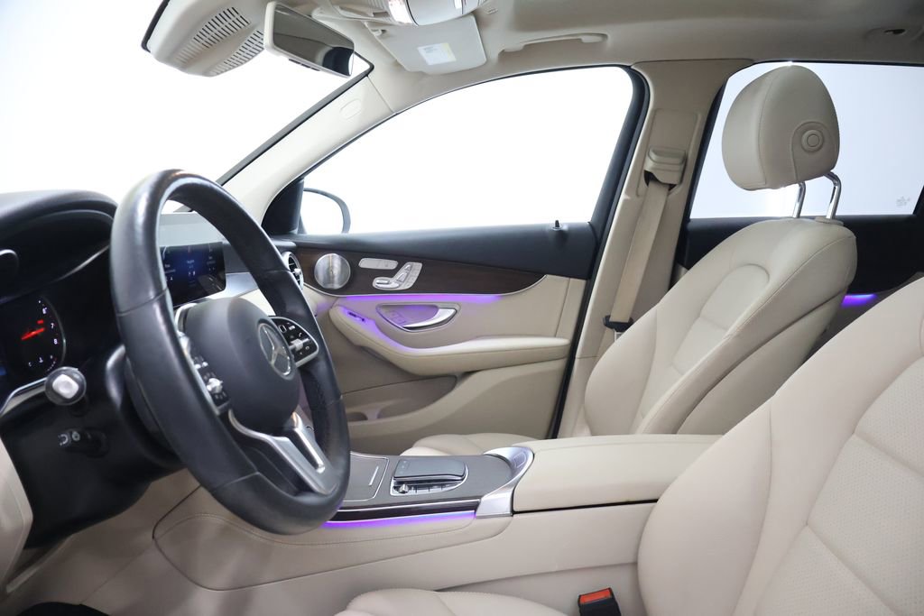 Used 2020 Mercedes-Benz GLC 300 4MATIC image 13