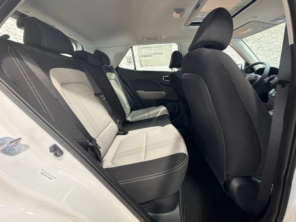 New 2026 Hyundai Venue SEL FWD image 13