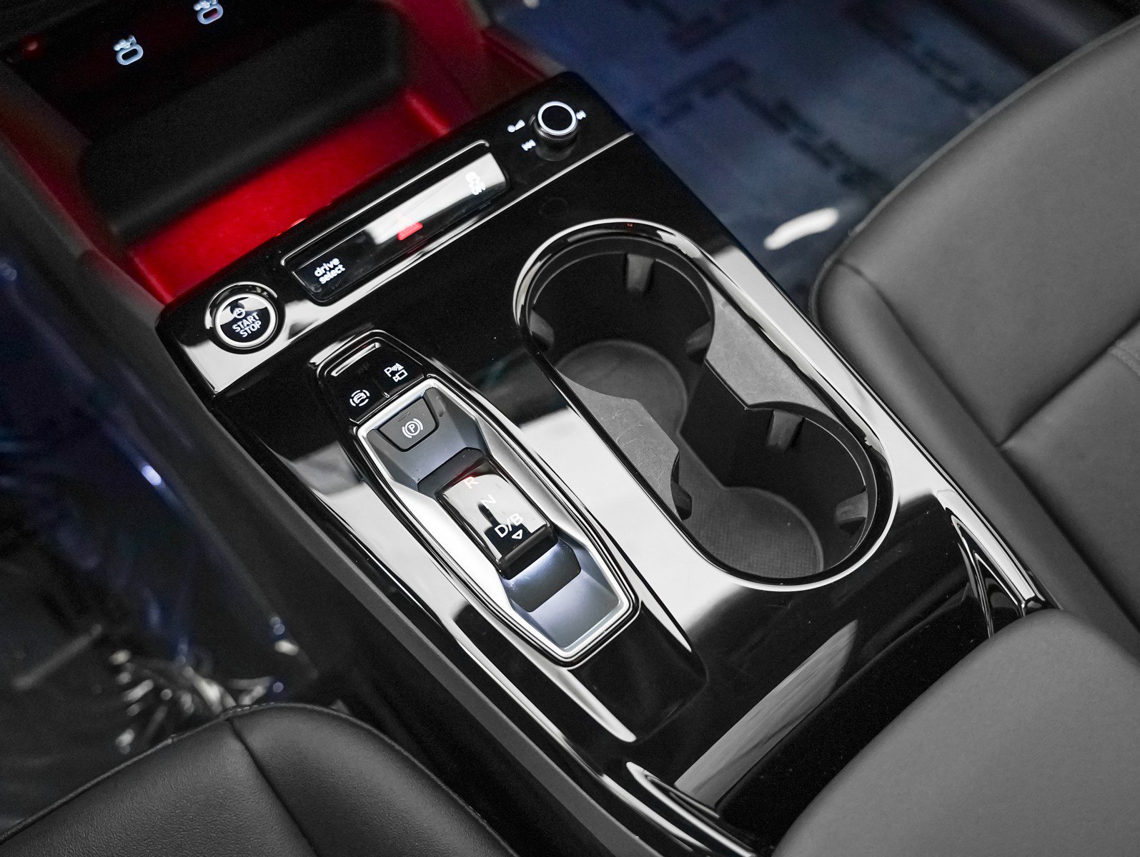 Certified 2025 Audi Q6 e-tron Premium Plus w/ Premium Plus image 19