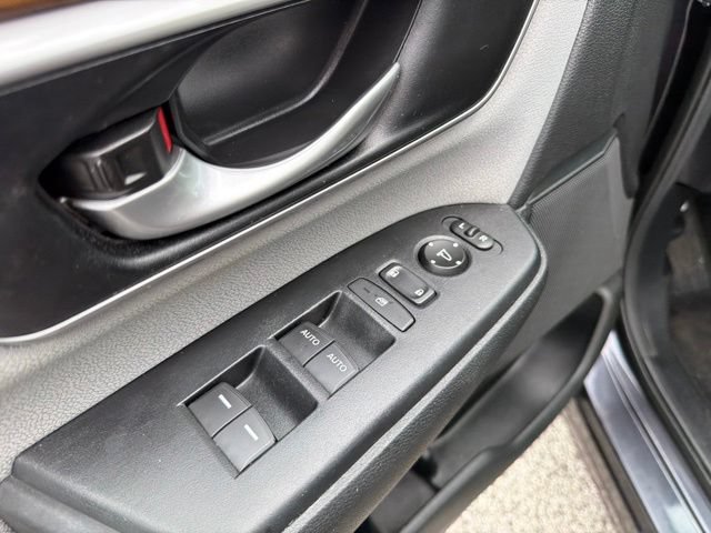 Used 2018 Honda CR-V EX image 11