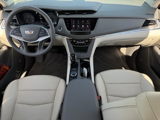 New 2026 Cadillac XT5 Premium Luxury FWD image 9