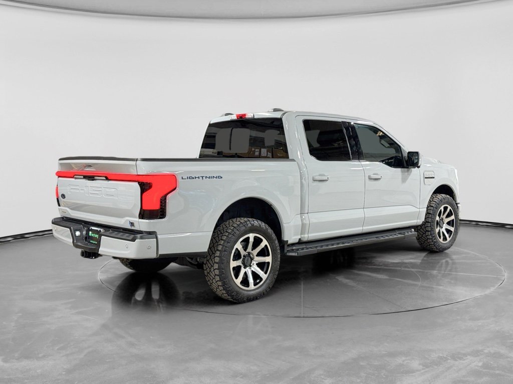 Used 2023 Ford F150 Lightning Platinum image 3