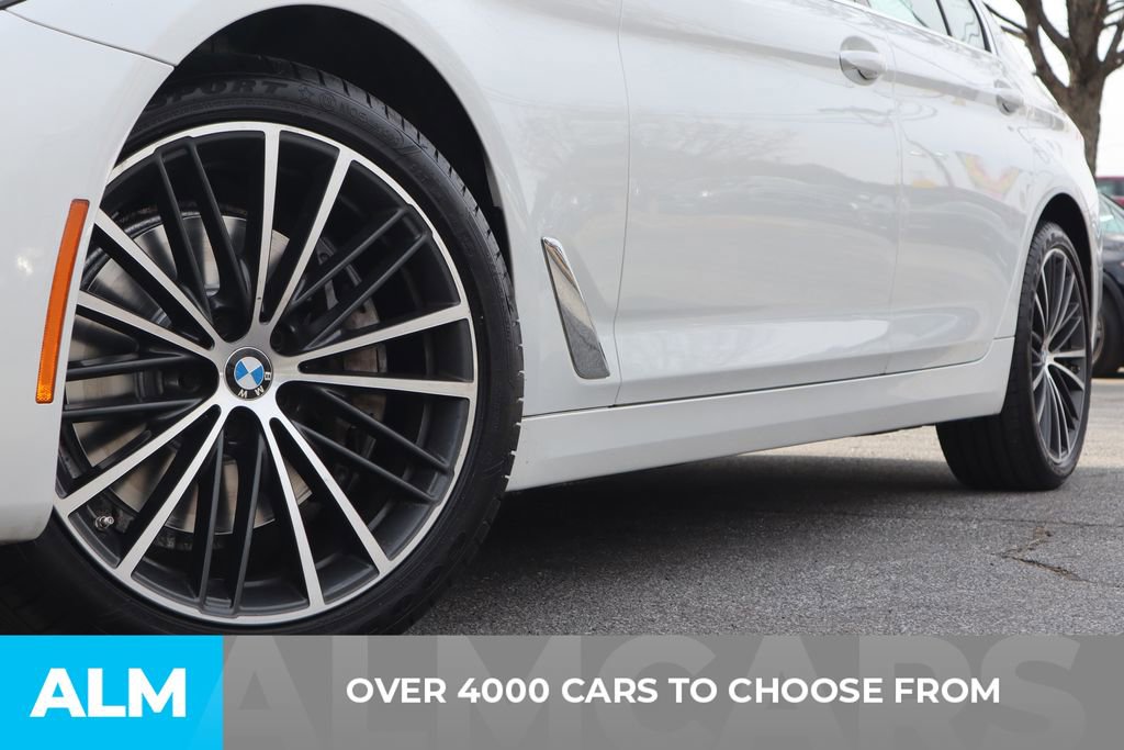 Used 2023 BMW 540i xDrive w/ Executive Package AWD/4WD image 3