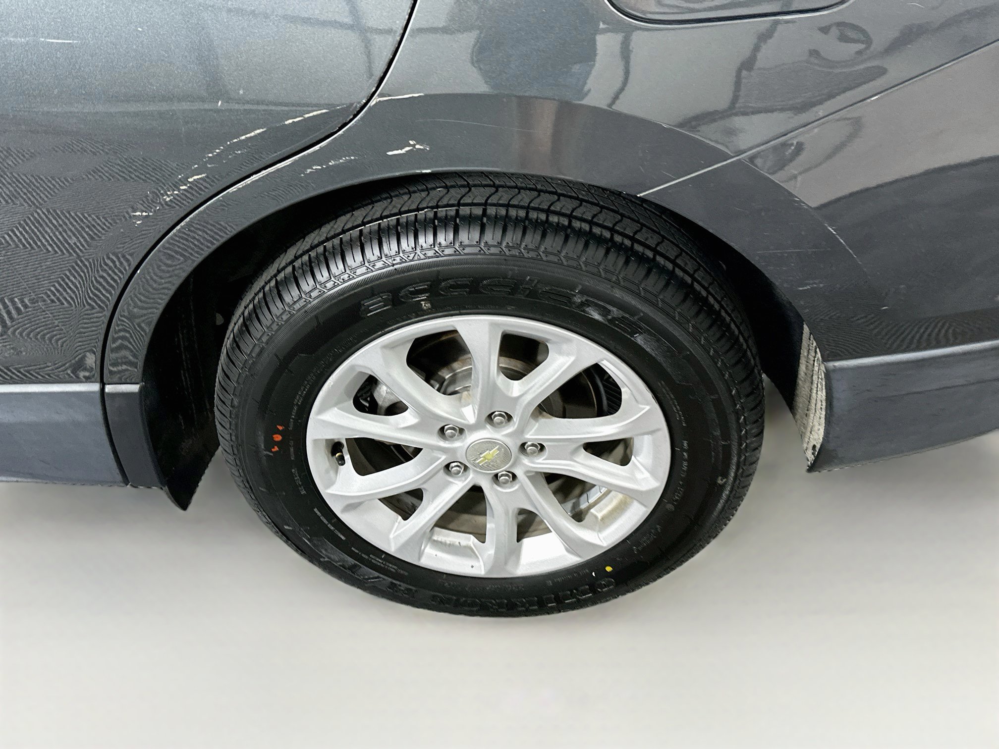 Used 2019 Chevrolet Equinox LT FWD image 11