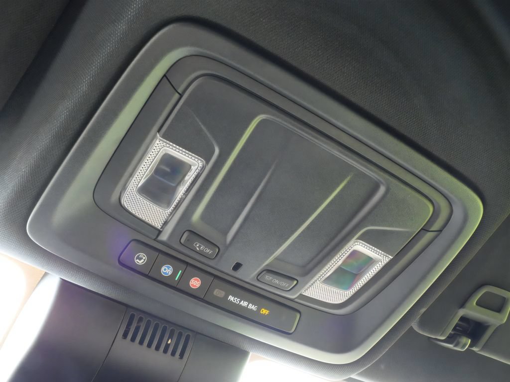 Used 2025 GMC Sierra 1500 AT4 AWD/4WD image 15